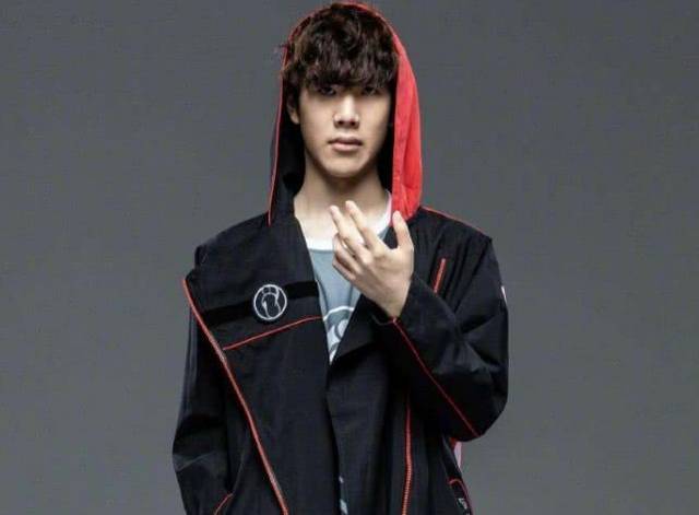 IG 0：2 BLG后，TT已锁定2023LPL春季赛季后赛名额。 已确定晋级季后赛：JDG、EDG、LNG、WBG、BLG、OMG、TES、TT